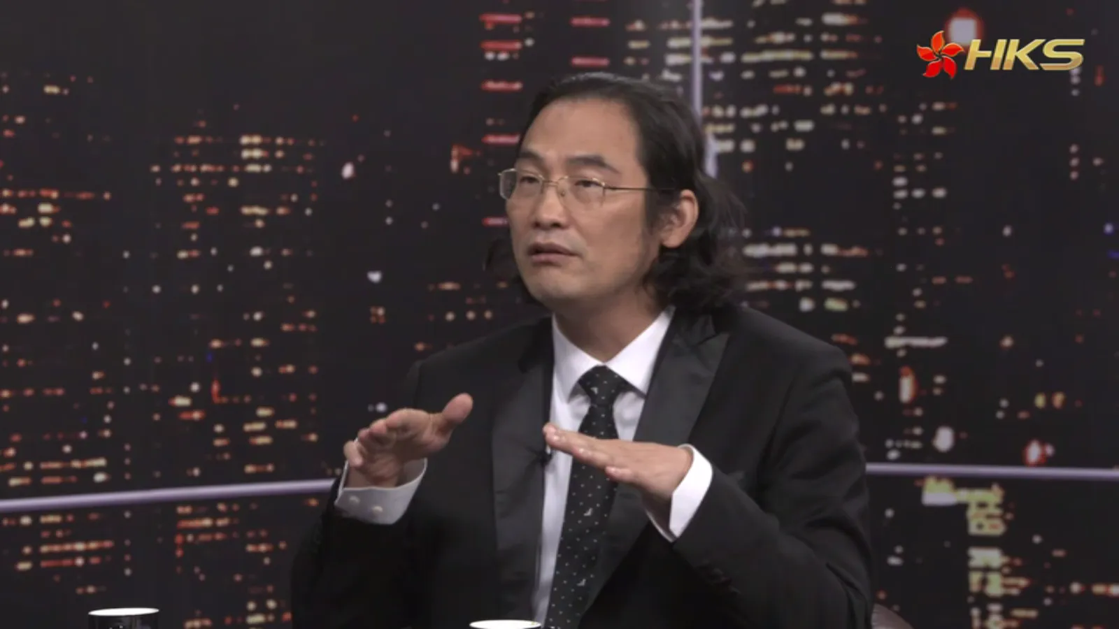 ��¶TV��2026�ٷ����°汾v8.3.3 �ٷ������ͼ